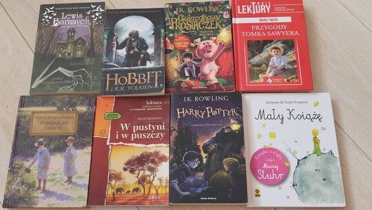 Witam. Mam do sprzedania zestaw książek dla dzieci. 