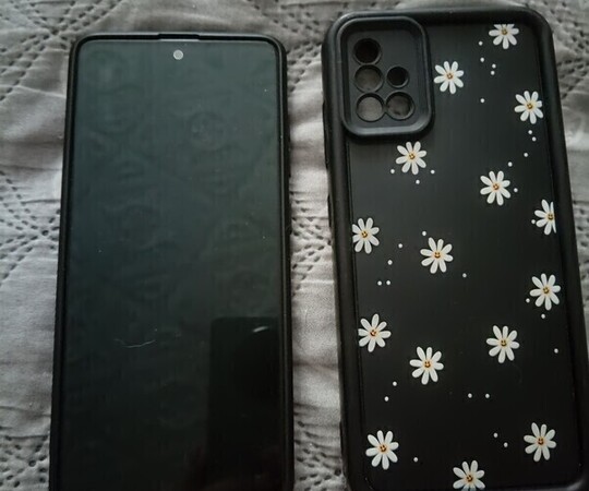 Samsung a51,użytkowany na codzień, normalne ślady 