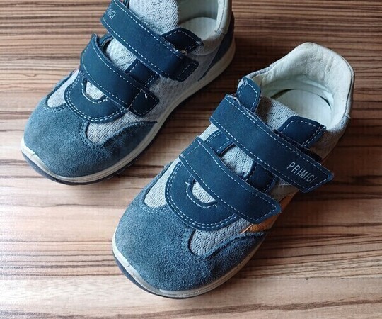 Buty sportowe sneakersy PRIMIGI rozmiar 29 długość wkładki 