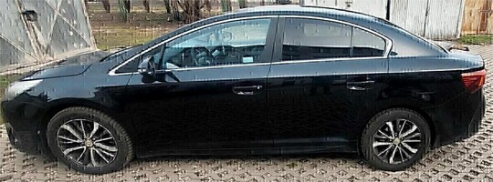 🚗💨 Sprzedam Toyota Avensis 2.0 D-4D Active 