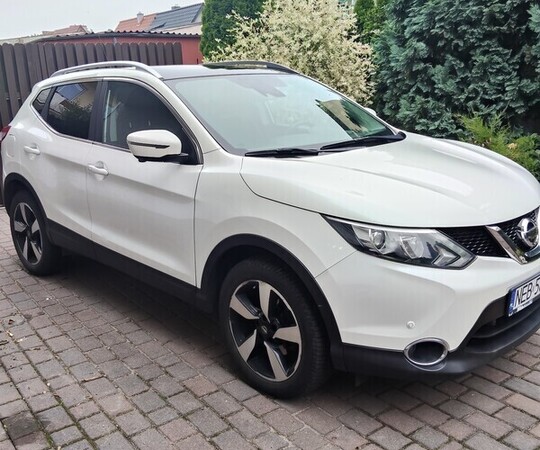 Sprzedam Nissan Qashqai Tekna J11 1,2 2015 r. świeżo po 
