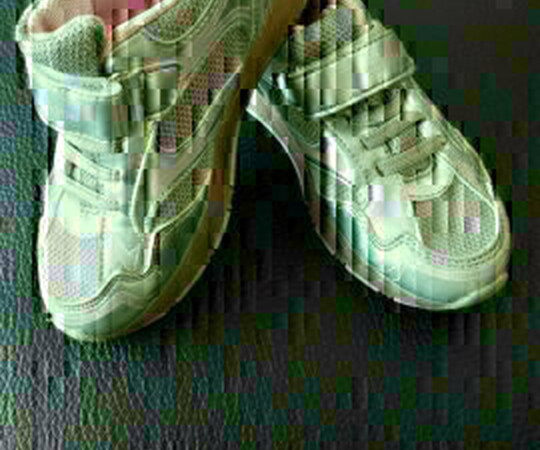 Sprzedam buty dla dziewczynki, świecące sneakersy w 