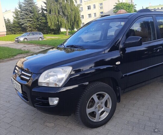 Sprzedam kia sportage, sześć poduszek powietrznych, 