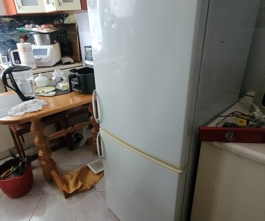Sprzedam lodówko-zamrażarkę marki Amica. Odbiór własny, 