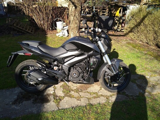 Sprzedam Bajaj Bluzer 400,z przebiegiem 3.400,o mocy 40 