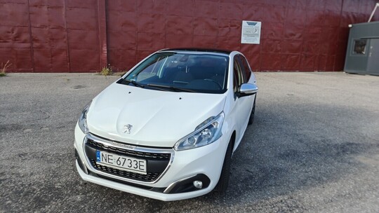 Peugeot 208 Allure | 2017 | 110 KM | 90 661 km 