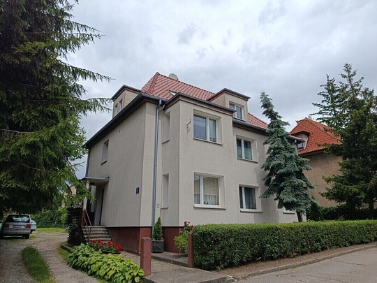 Na sprzedaż 3-pokojowe mieszkanie, II piętro, ogródek, 