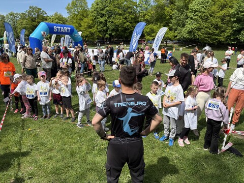 Rodzinnie, sportowo i z misją na rzecz hospicjum