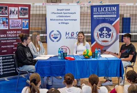 Aleksandra Szczygłowska odwiedziła młodych siatkarzy