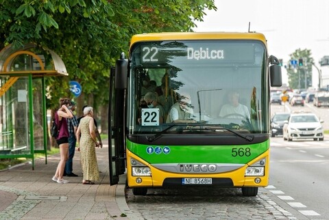 Autobusem kwadrans dłużej