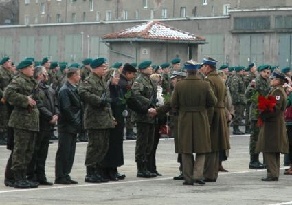 Przyjedź, mamo, na przysięgę...