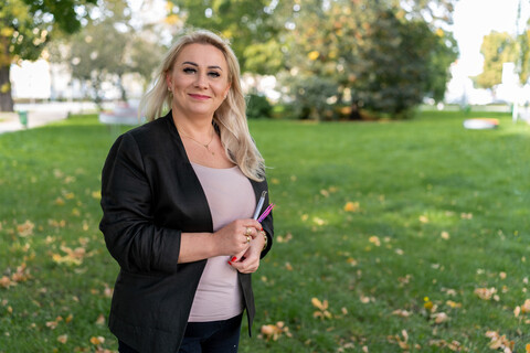 Upiększ_ONA. Wpadnij sobie w oko!