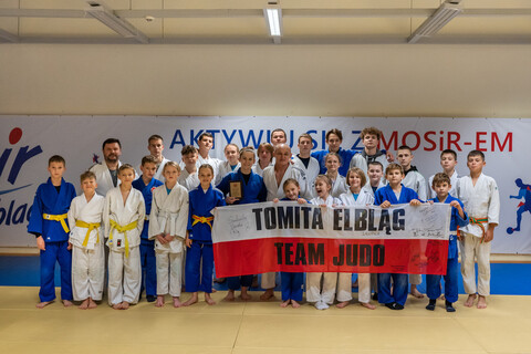 Tomita na macie