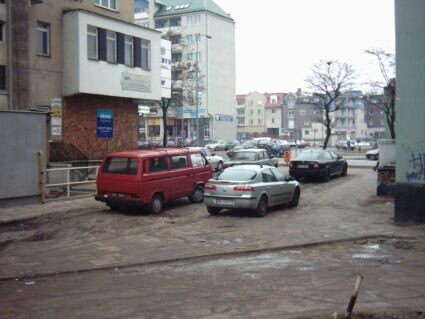 Na trawniku