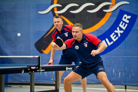 Koniec przerwy. Czas do stołów