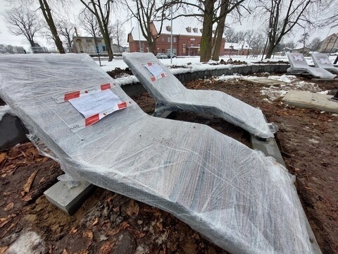 Siedem milionów na nowy plac