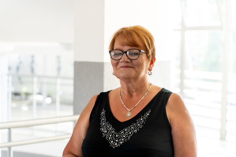 Letnia zmiana gorący efekt. Nowa fryzura jest super