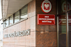 ZUS ostrzega. Uważaj na oferowaną pomoc przy świadczeniu wspierającym, może sporo kosztować