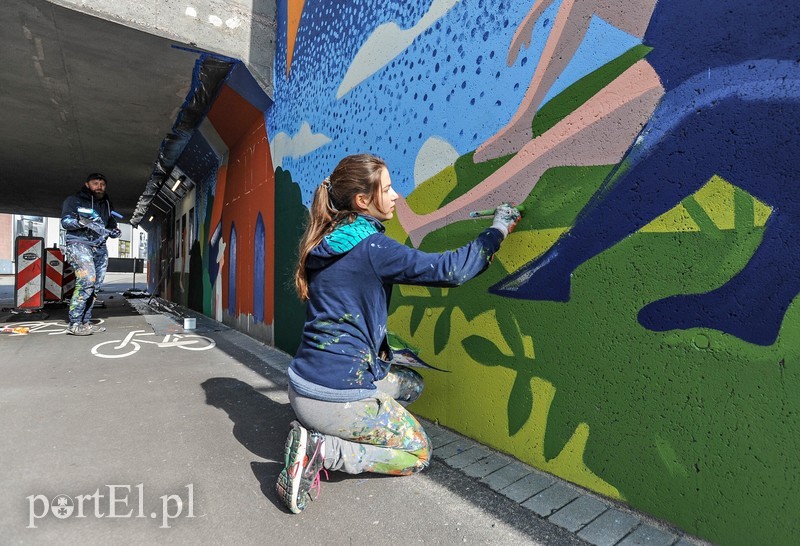Nowy mural w mieście 
