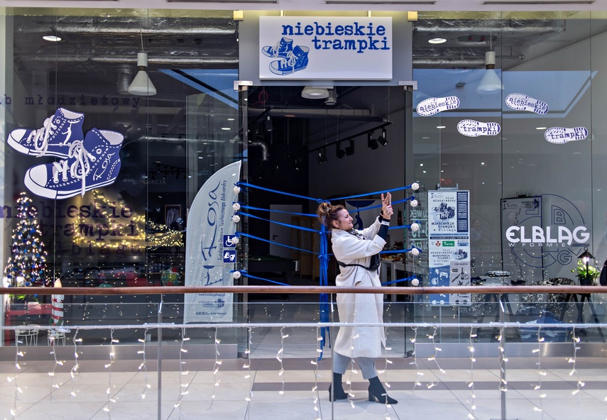 Niebieskie Trampki. Bez hejtu, bez używek i agresji