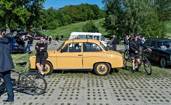 >Auta z duszą i pomysłem
