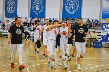 >Basketball bez awansu