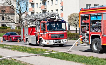 >Pożar w pustostanie przy Robotniczej