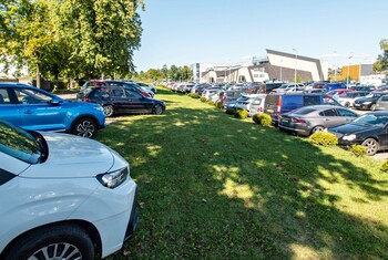 >Uroki pływania, bóle parkowania