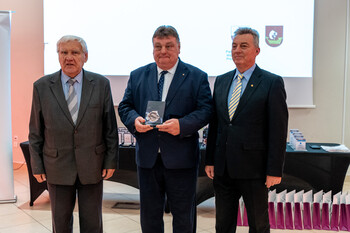 >70 lat szkolnego sportu