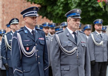 >Świętują policjanci