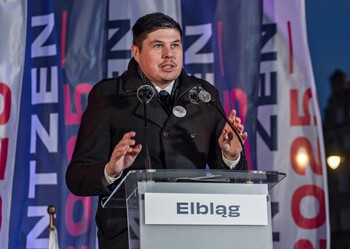 >Sławomir Mentzen w Elblągu: Odrzucę pakt migracyjny i uszczelnię granice