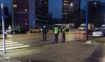 >Potrącenie na nowym przejściu na Grunwaldzkiej