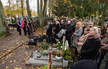 >Prezydent RP odznaczył pośmiertnie Zdzisława Dubiellę. Dzisiaj odbył się pogrzeb