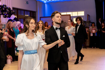 >„Najpiękniejsze wspomnienia” - studniówka I LO w Elblągu