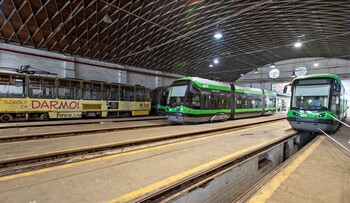 >Tramwaje od środka