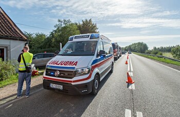 >Suzuki wjechał w dom
