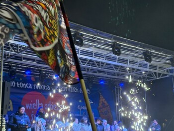 >Finał WOŚP: Jesteście wspaniali, warto dla was grać 