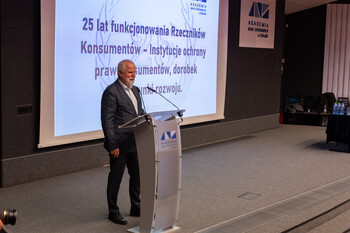 >Ćwierć wieku z rzecznikami konsumentów