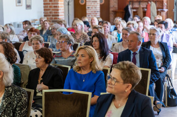 >„To, co robimy jest piękne“.  Święto pielęgniarek i położnych