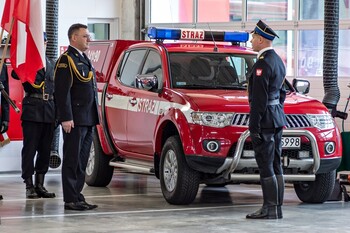 >Komendant żegna się ze strażacką służbą