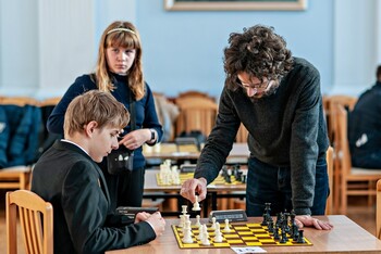 >Elbląscy szachiści rozegrali kolejny turniej FIDE